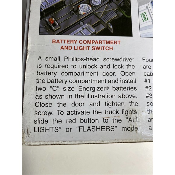 Hess 2011 White and Green Toy Truck & Pull Back Race Car Lights Sounds Ramp - Picture 8 of 14